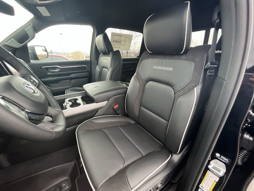 Thumbnail: 2026 RAM 1500 - 10
