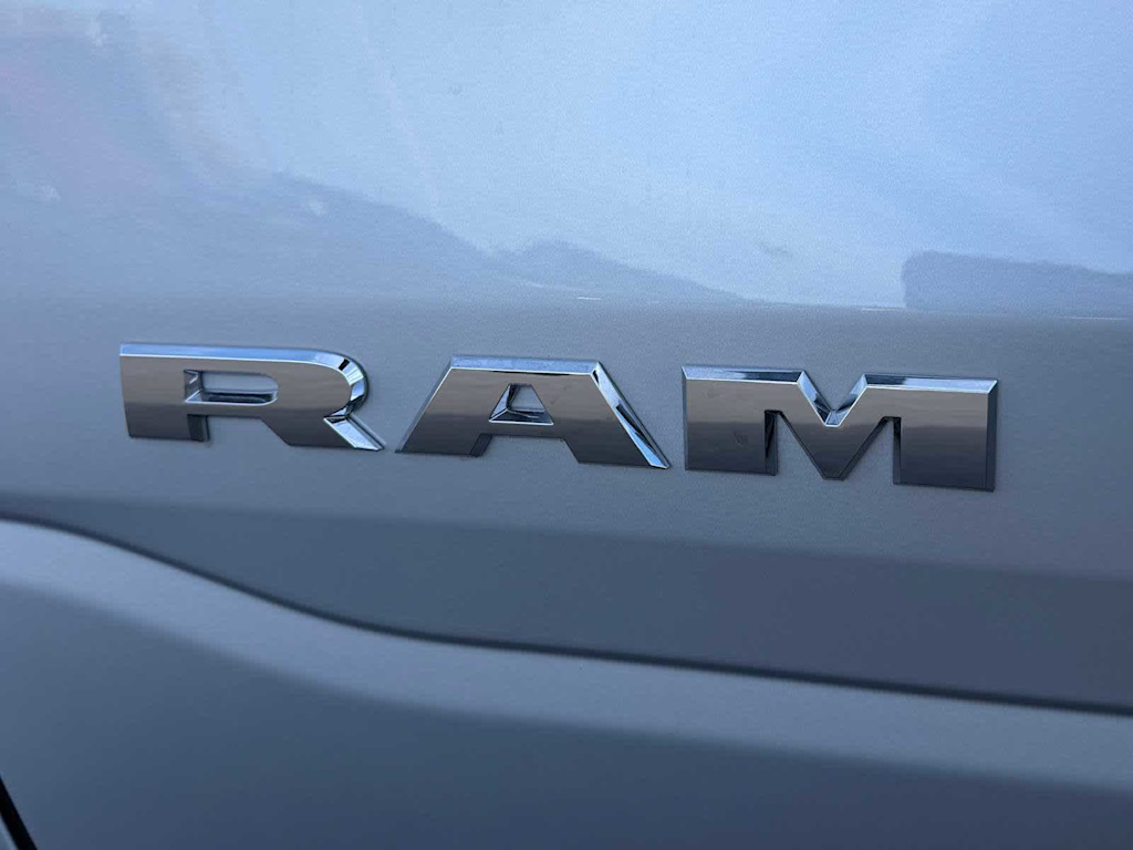 Thumbnail: 2026 RAM 1500 - 32