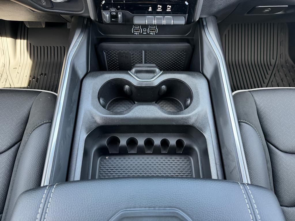 Thumbnail: 2026 RAM 1500 - 25