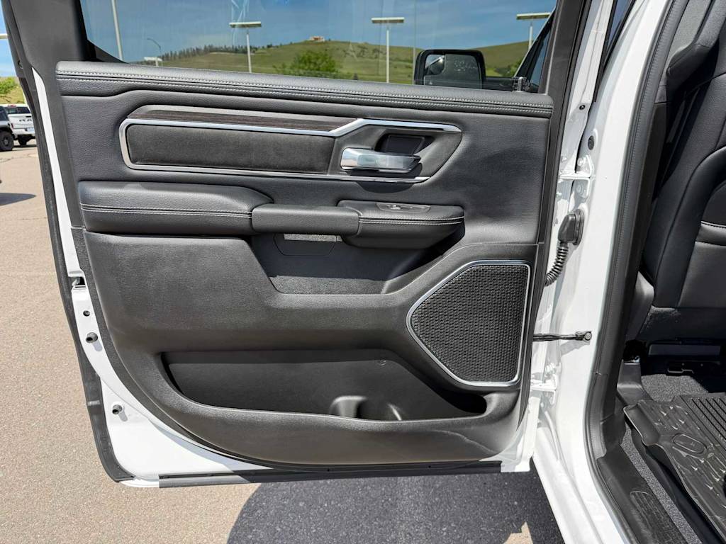 Thumbnail: 2026 RAM 1500 - 29