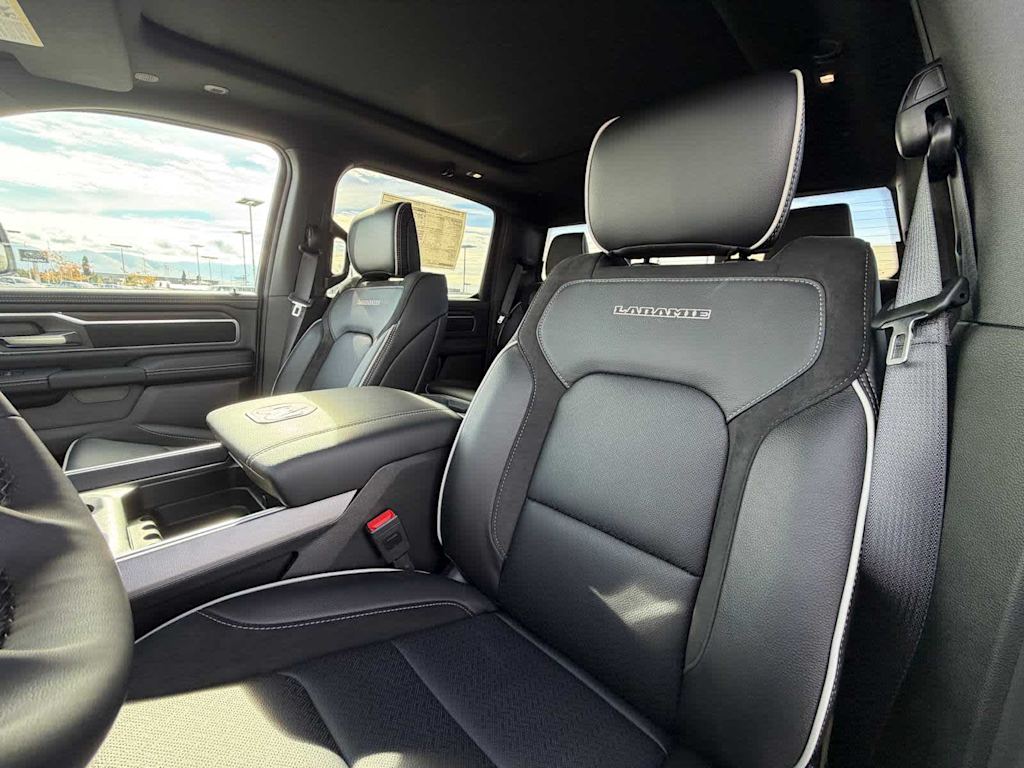Thumbnail: 2026 RAM 1500 - 8