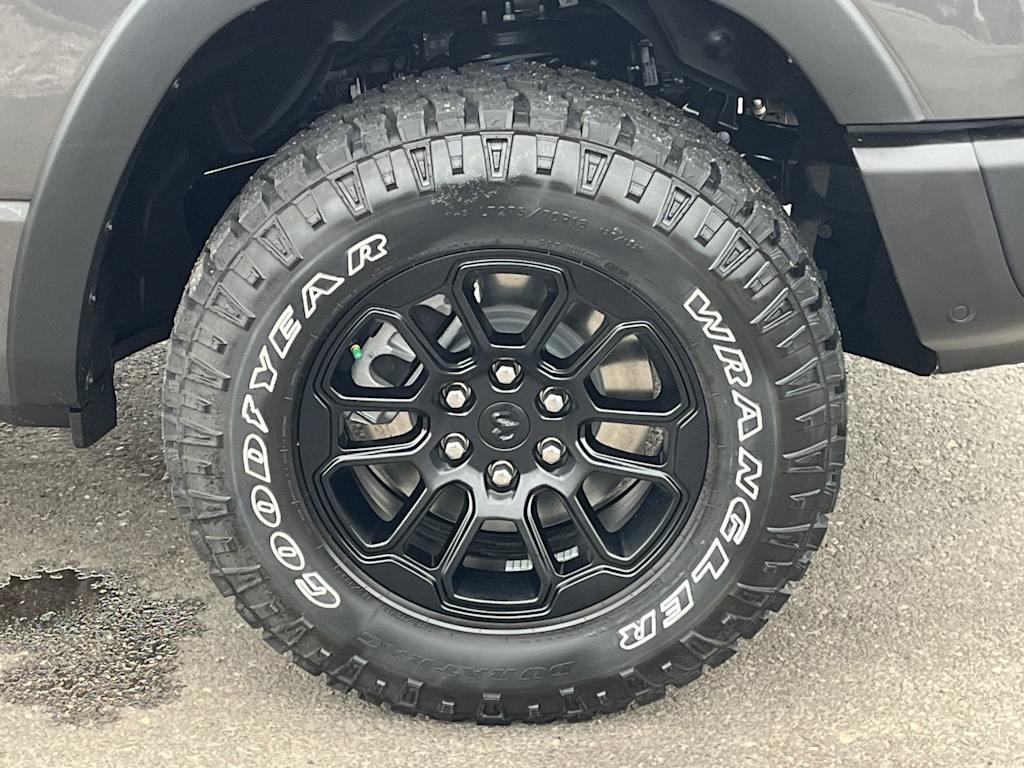 Thumbnail: 2026 RAM 1500 - 7