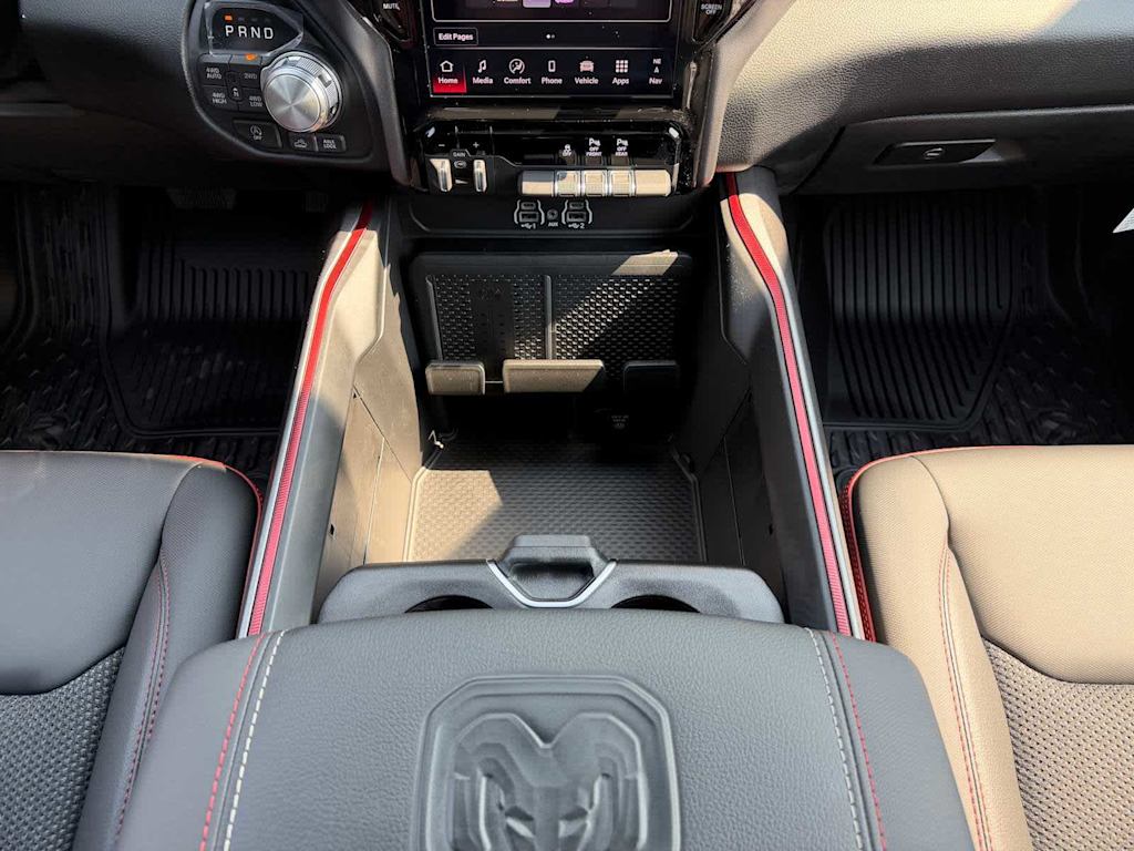 Thumbnail: 2026 RAM 1500 - 32
