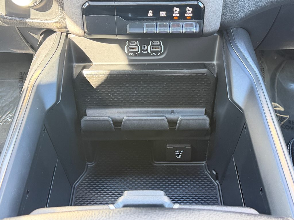 Thumbnail: 2020 RAM 1500 - 20