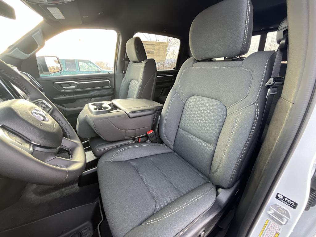 Thumbnail: 2026 RAM 1500 - 11