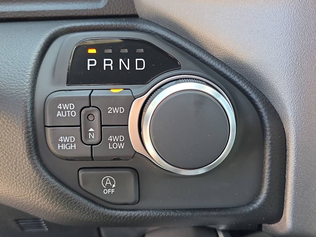 Thumbnail: 2026 RAM 1500 - 21
