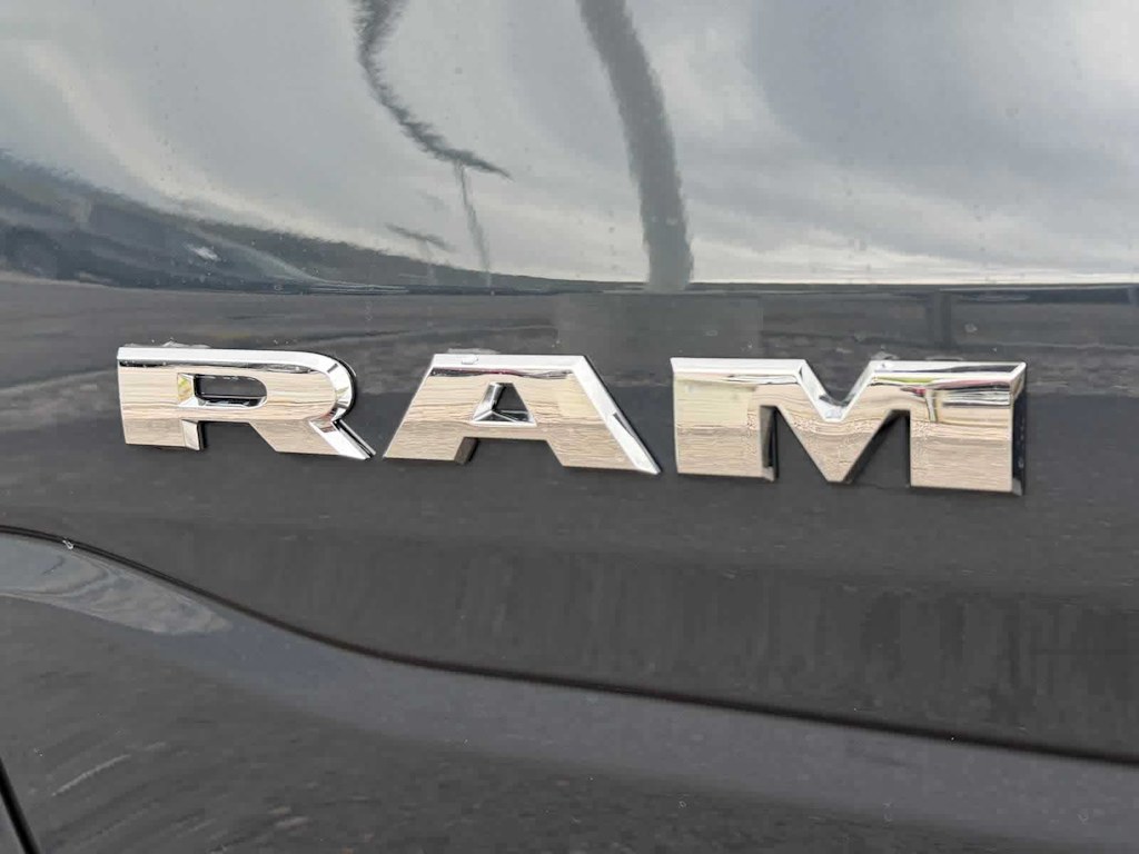 Thumbnail: 2026 RAM 1500 - 32