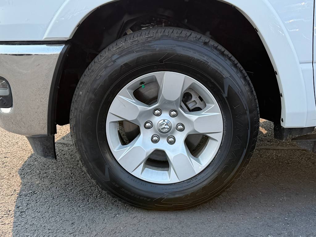 Thumbnail: 2025 RAM 1500 - 6