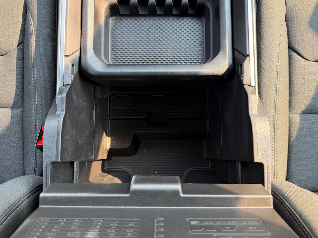 Thumbnail: 2025 RAM 1500 - 26