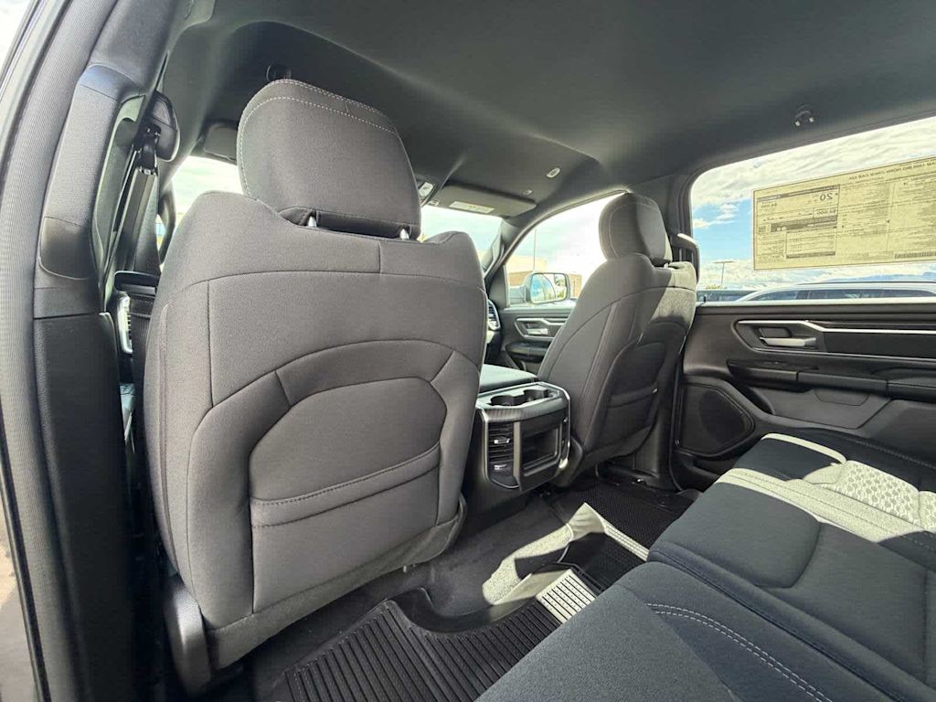 Thumbnail: 2026 RAM 1500 - 32