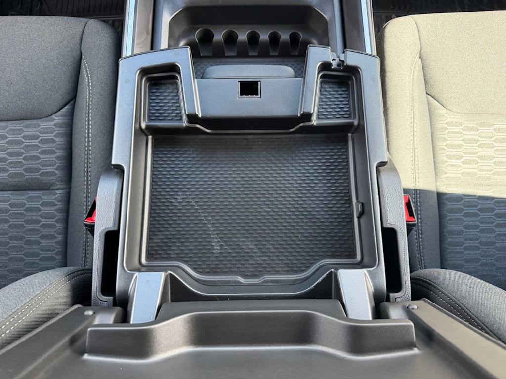 Thumbnail: 2026 RAM 1500 - 36
