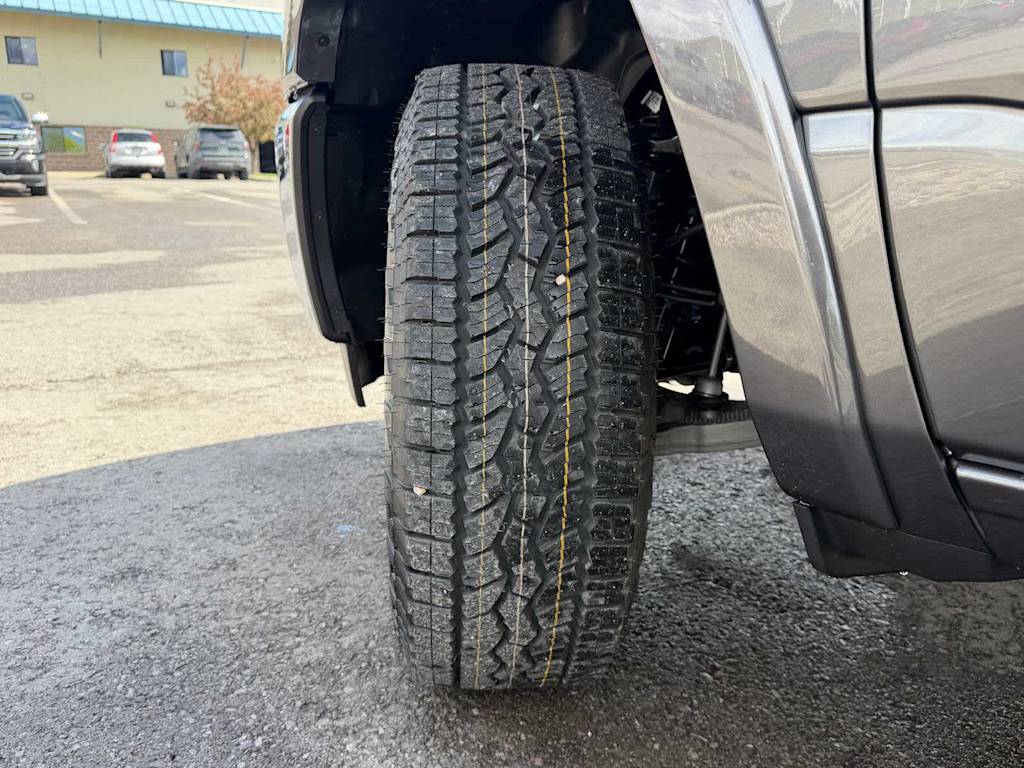 Thumbnail: 2026 RAM 1500 - 42