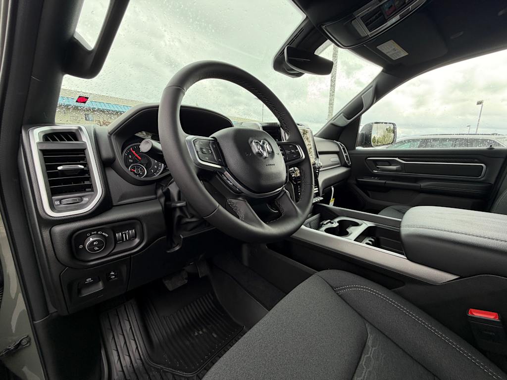 Thumbnail: 2026 RAM 1500 - 2