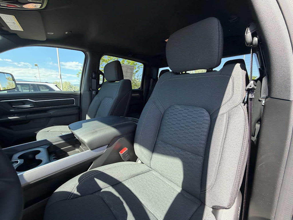 Thumbnail: 2026 RAM 1500 - 8