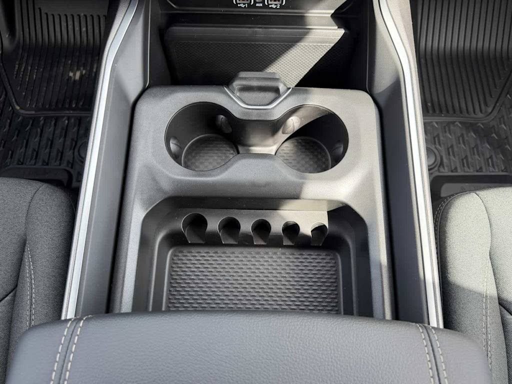 Thumbnail: 2026 RAM 1500 - 43