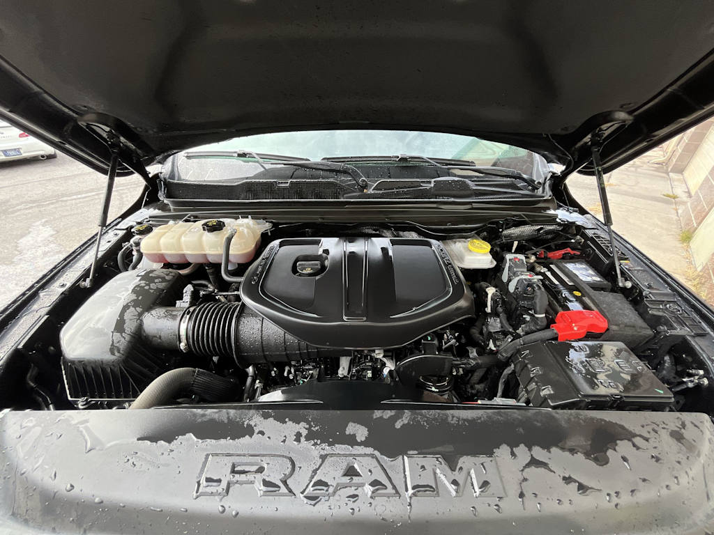 Thumbnail: 2025 RAM 1500 - 9