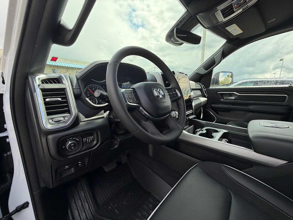 Thumbnail: 2026 RAM 1500 - 2