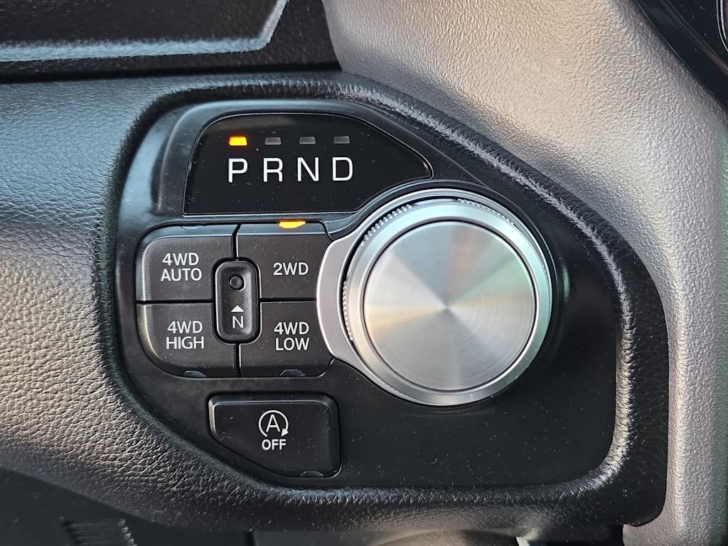Thumbnail: 2025 RAM 1500 - 21