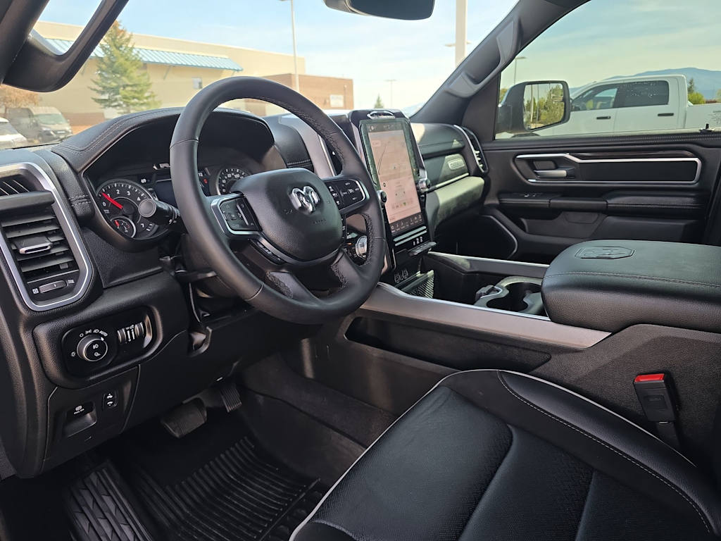 Thumbnail: 2025 RAM 1500 - 2