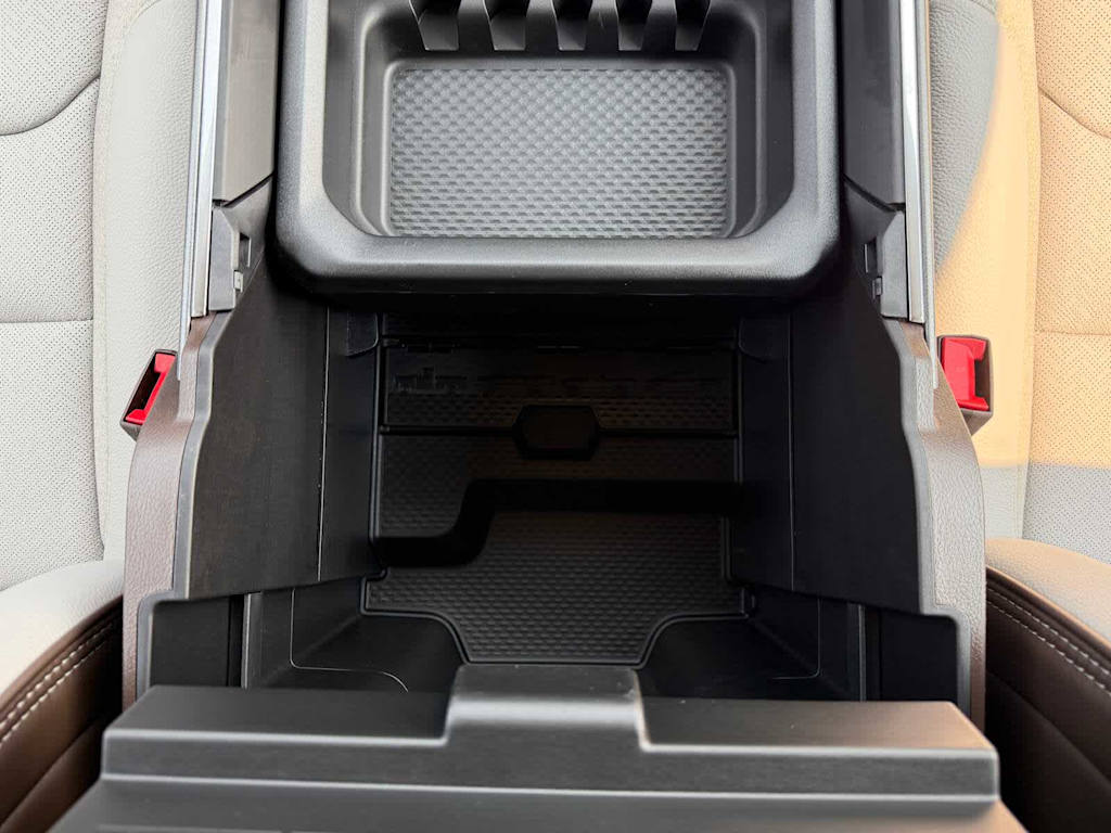 Thumbnail: 2026 RAM 1500 - 8
