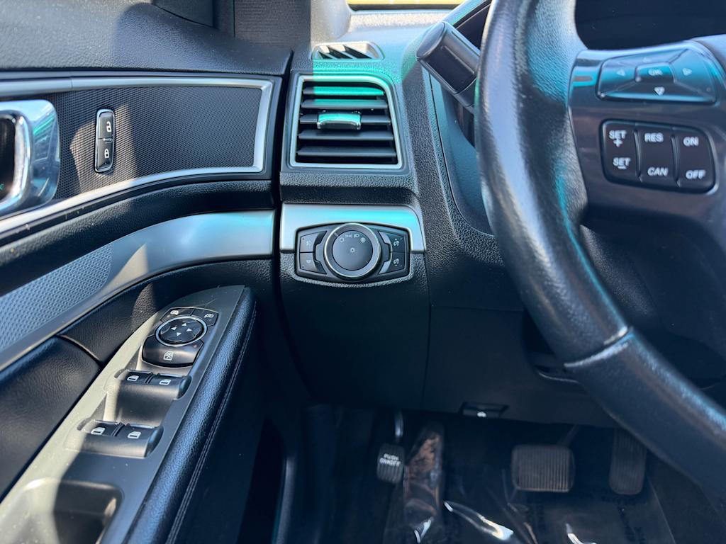 Thumbnail: 2017 Ford Explorer - 21