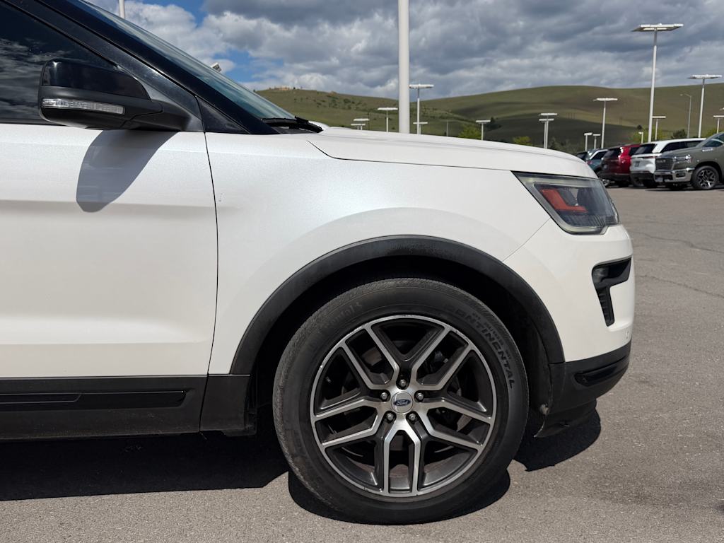 Thumbnail: 2018 Ford Explorer - 7