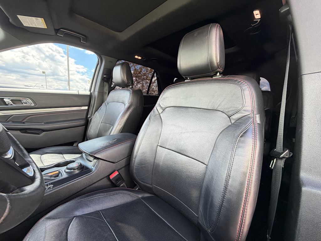 Thumbnail: 2018 Ford Explorer - 9