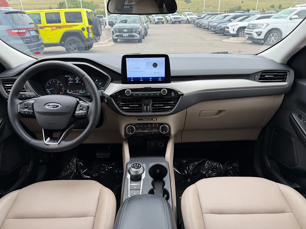 Thumbnail: 2022 Ford Escape - 2