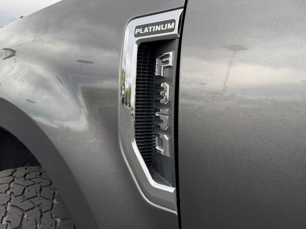 Thumbnail: 2017 Ford F-350 - 33