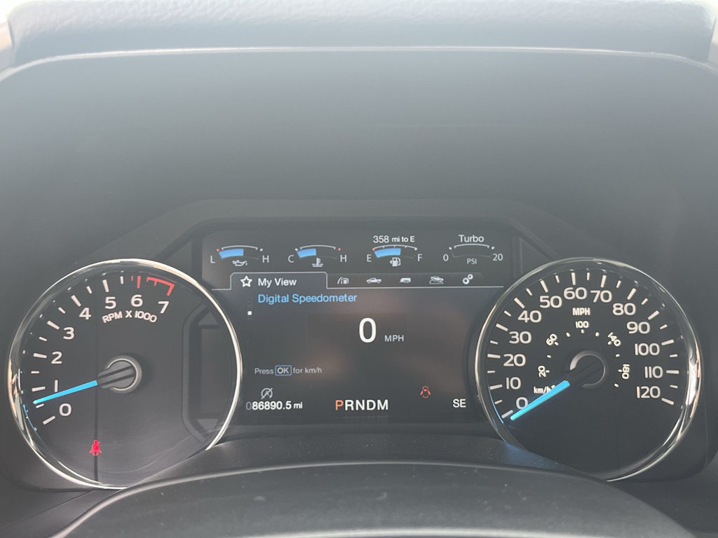 2019 Ford F-150 Lariat 17