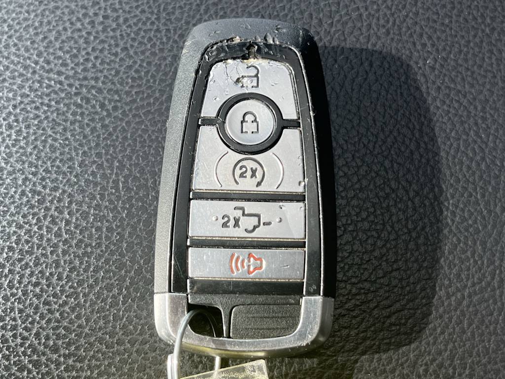 2019 Ford F-150 Lariat 19