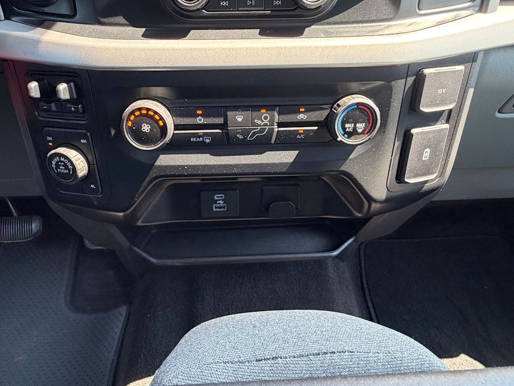 Thumbnail: 2022 Ford F-150 - 21