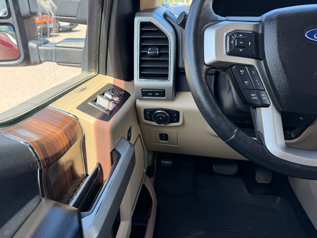 Thumbnail: 2017 Ford F-150 - 6