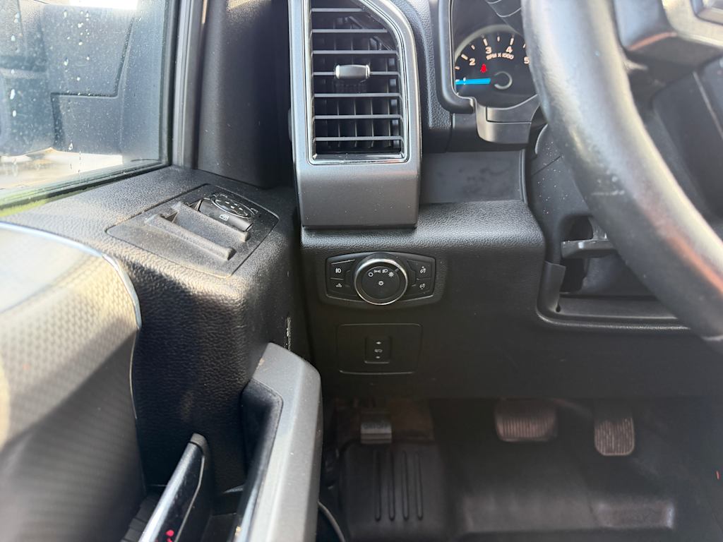 Thumbnail: 2017 Ford F-150 - 18