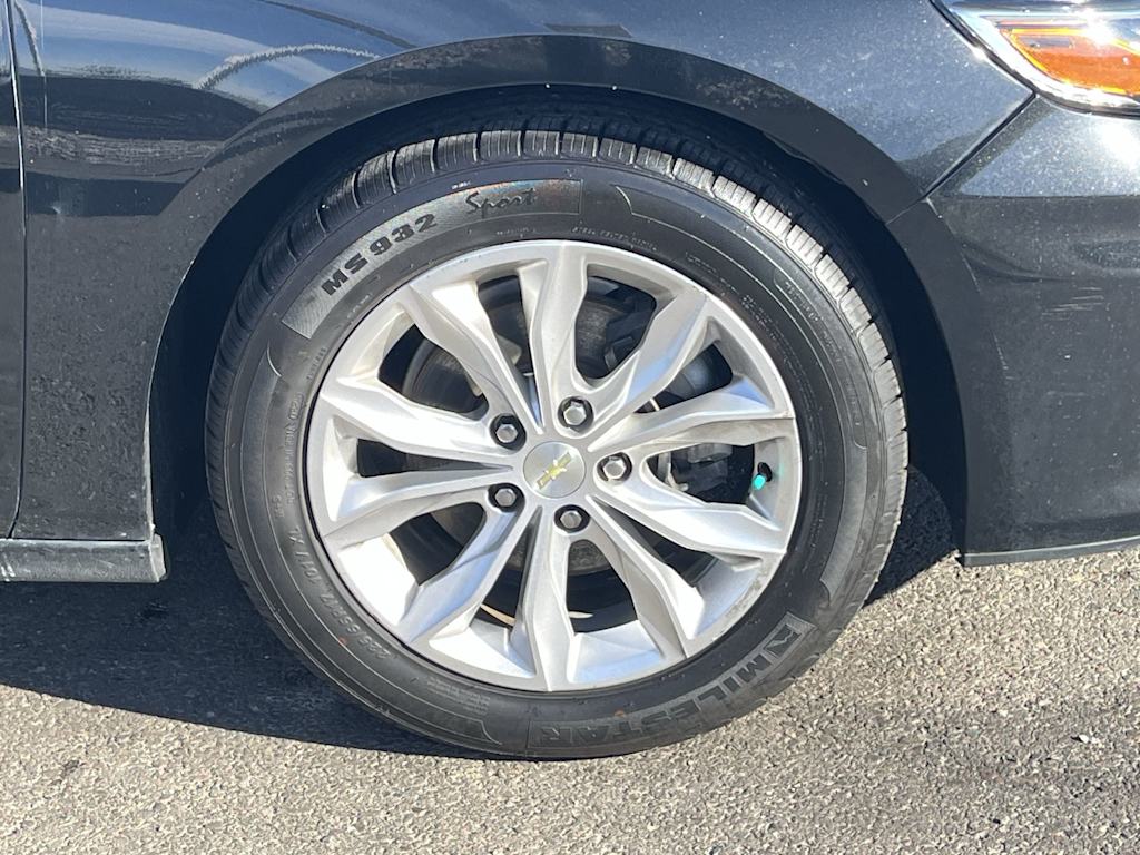 Thumbnail: 2020 Chevrolet Malibu - 8