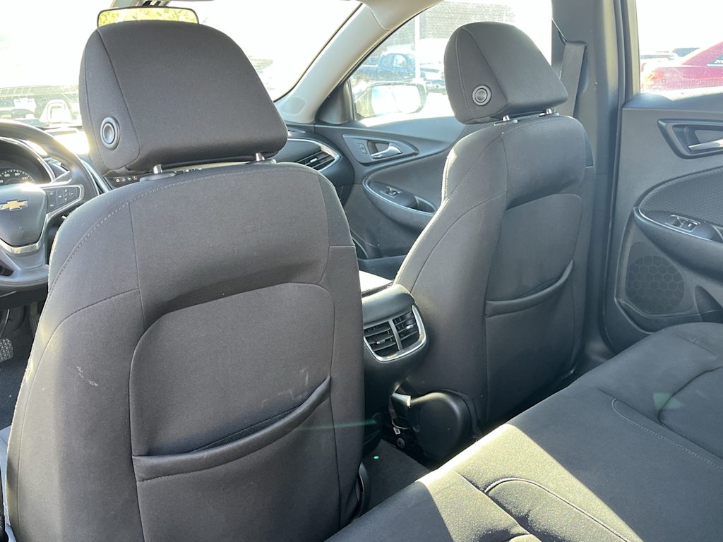 Thumbnail: 2020 Chevrolet Malibu - 13