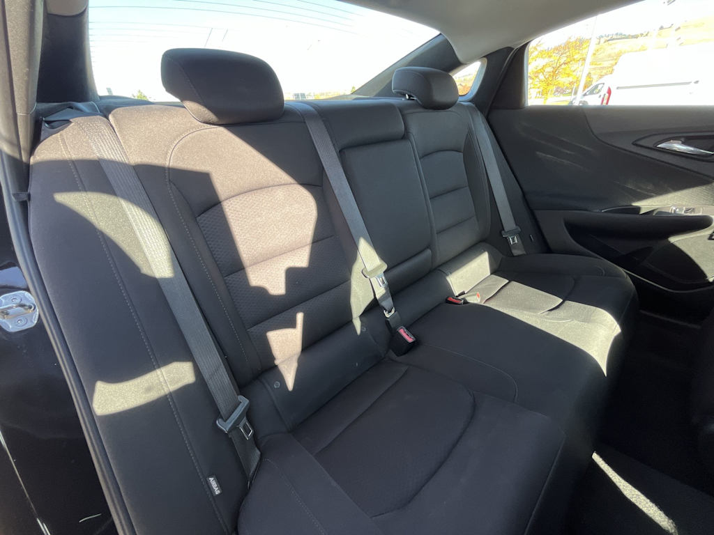 Thumbnail: 2020 Chevrolet Malibu - 21