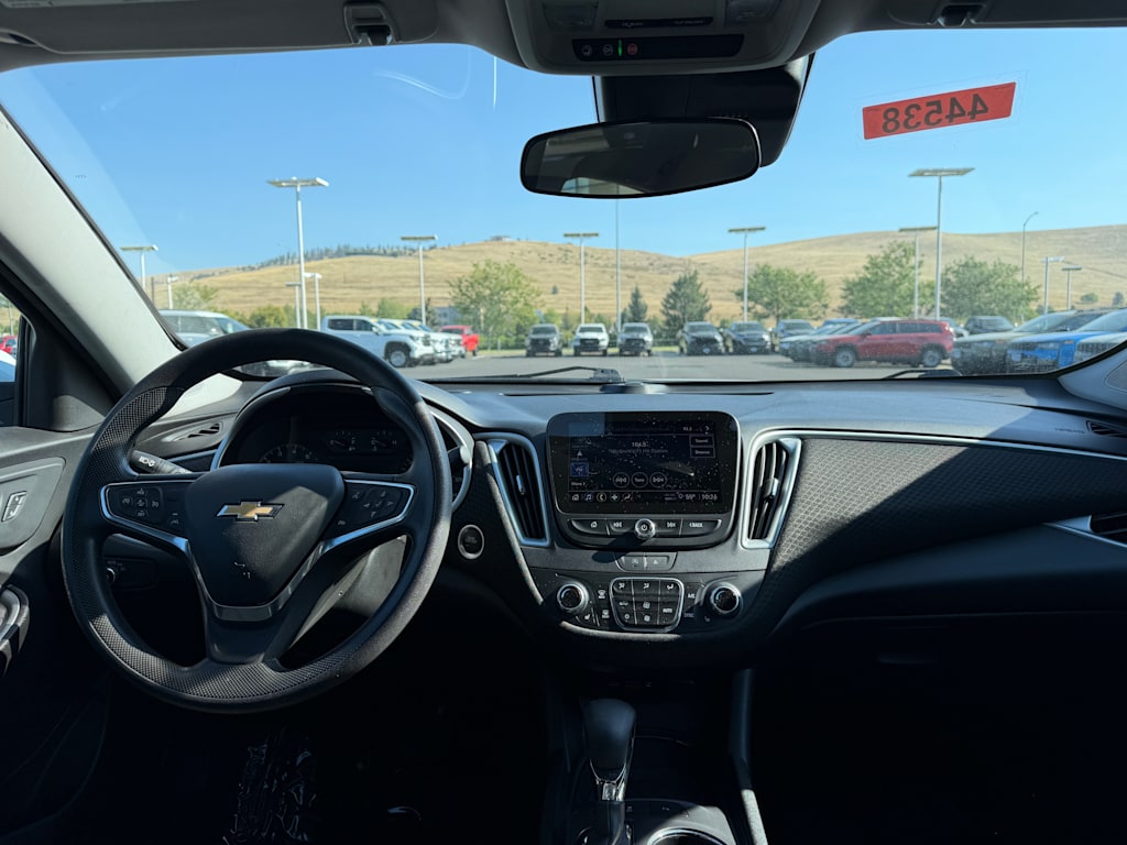Thumbnail: 2024 Chevrolet Malibu - 2