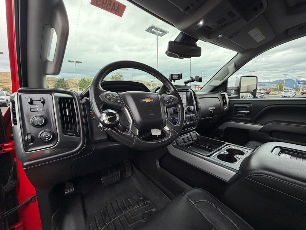 Thumbnail: 2017 Chevrolet Silverado 2500 - 2