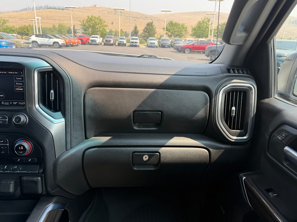 Thumbnail: 2021 Chevrolet Silverado 1500 - 23