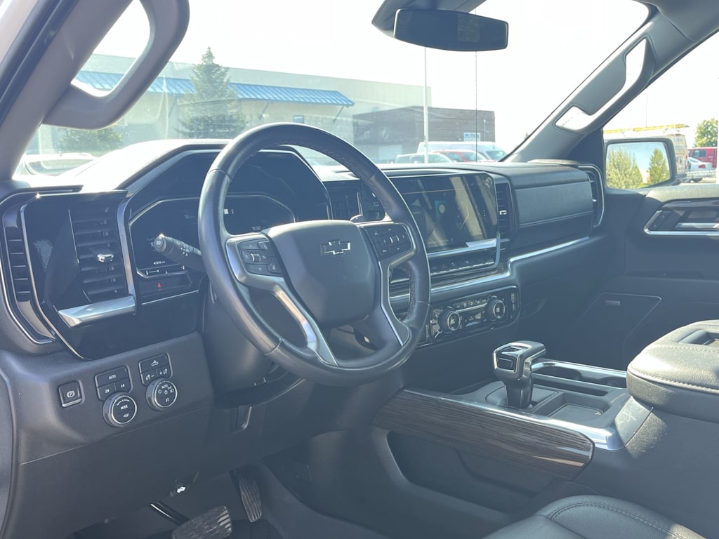 Thumbnail: 2022 Chevrolet Silverado 1500 - 2