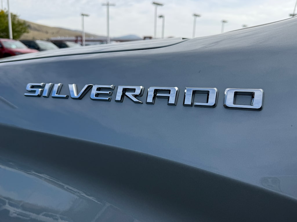 Thumbnail: 2026 Chevrolet Silverado 1500 - 27