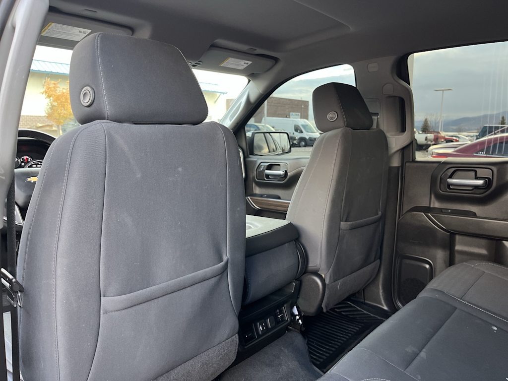 Thumbnail: 2021 Chevrolet Silverado 1500 - 12