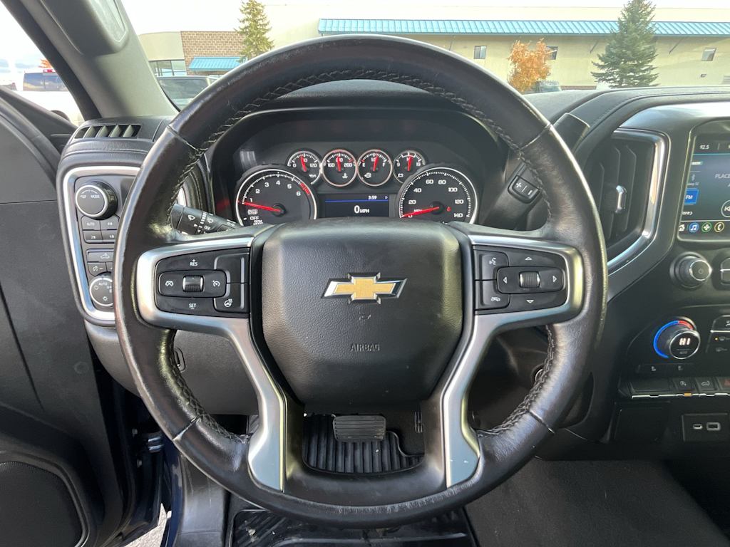 Thumbnail: 2021 Chevrolet Silverado 1500 - 13