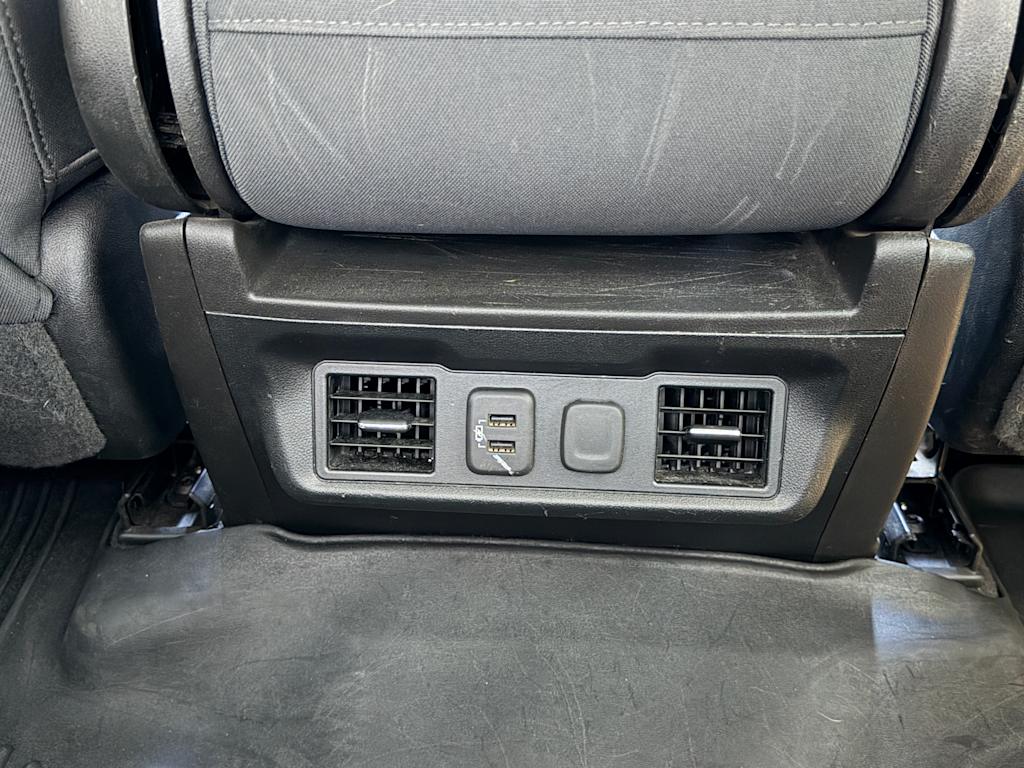 Thumbnail: 2019 Chevrolet Silverado 1500 - 24