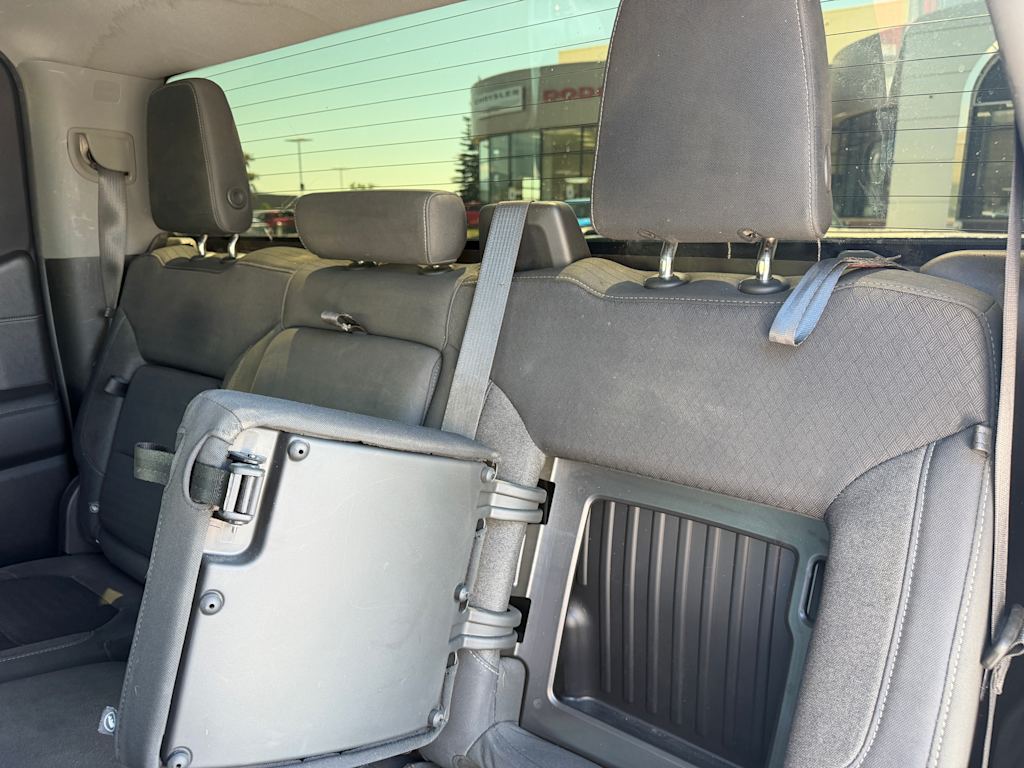 Thumbnail: 2019 Chevrolet Silverado 1500 - 28