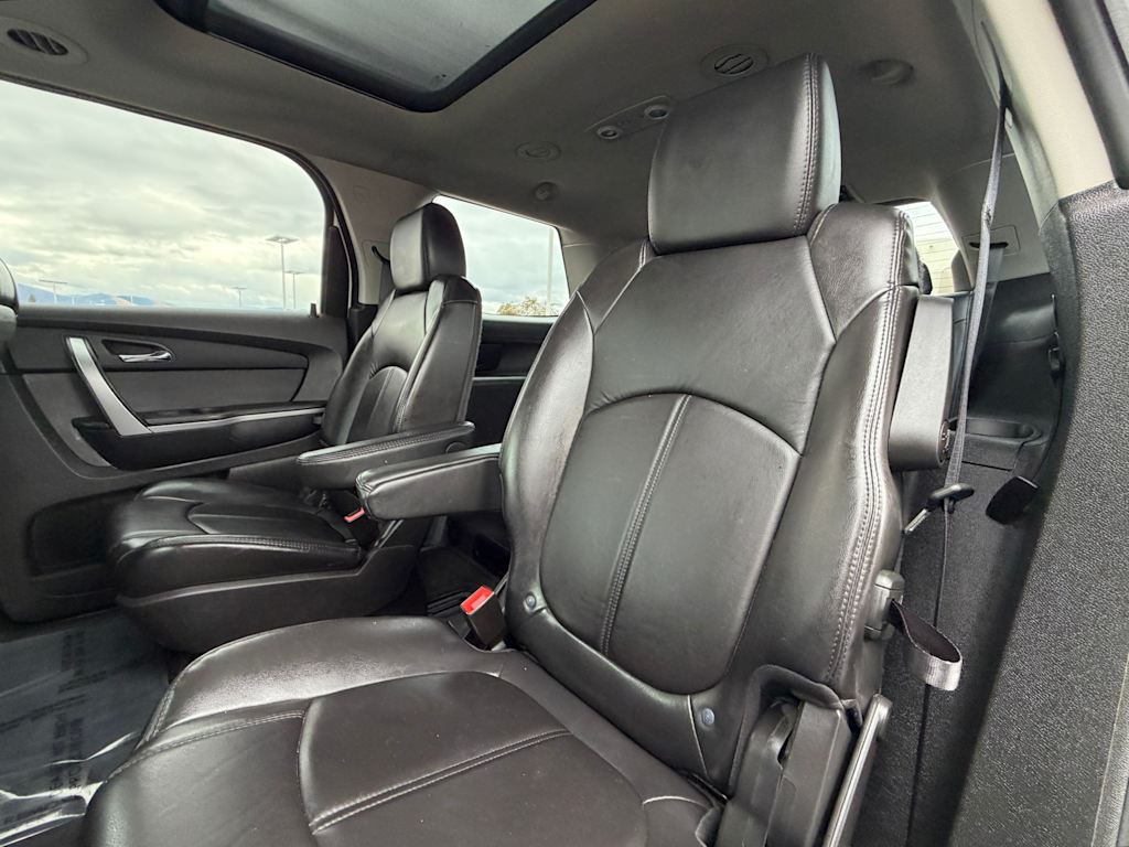 Thumbnail: 2012 GMC Acadia - 26