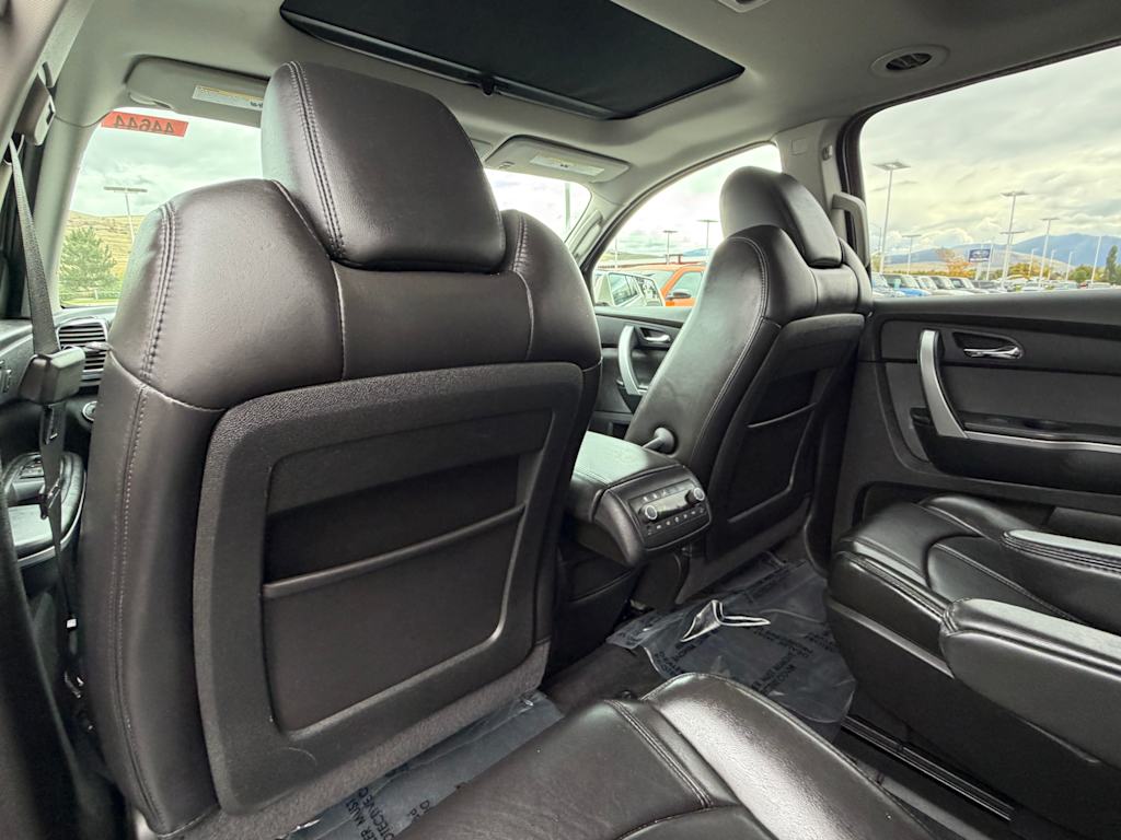 Thumbnail: 2012 GMC Acadia - 27
