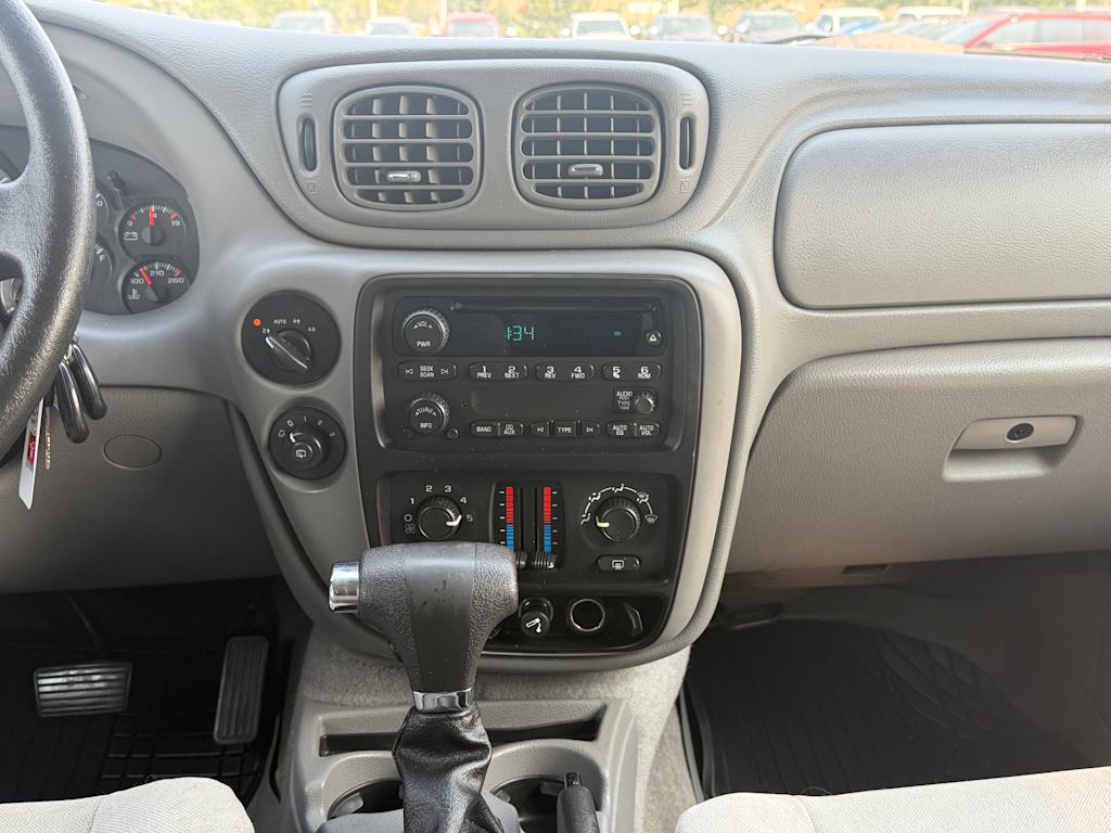 Thumbnail: 2006 Chevrolet TrailBlazer - 11