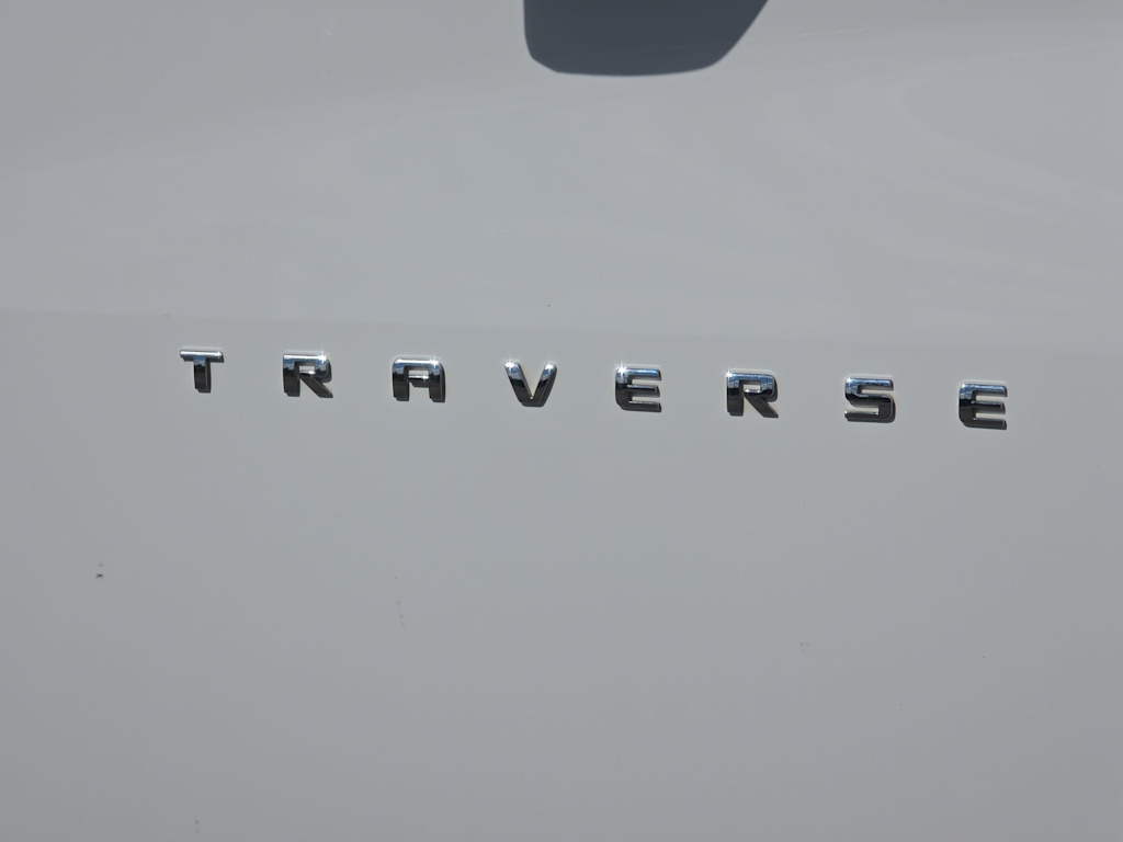 Thumbnail: 2023 Chevrolet Traverse - 7